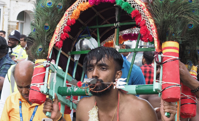 ealing-ther-kavadi2 ealing-amman-ther-kavadi