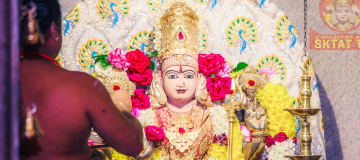 Ealing Amman Pooja Services